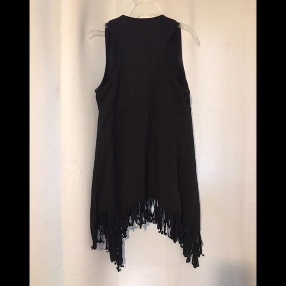 ⭐️3/$15 Black Vest with Fringe from Wet Seal - Picture 2 of 4